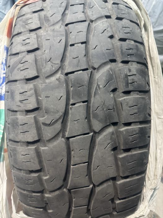 Шины летние AT б/у 285/60 R18