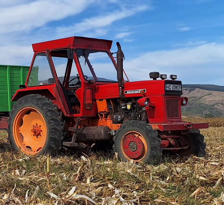 Vând tractor u 651 4×4