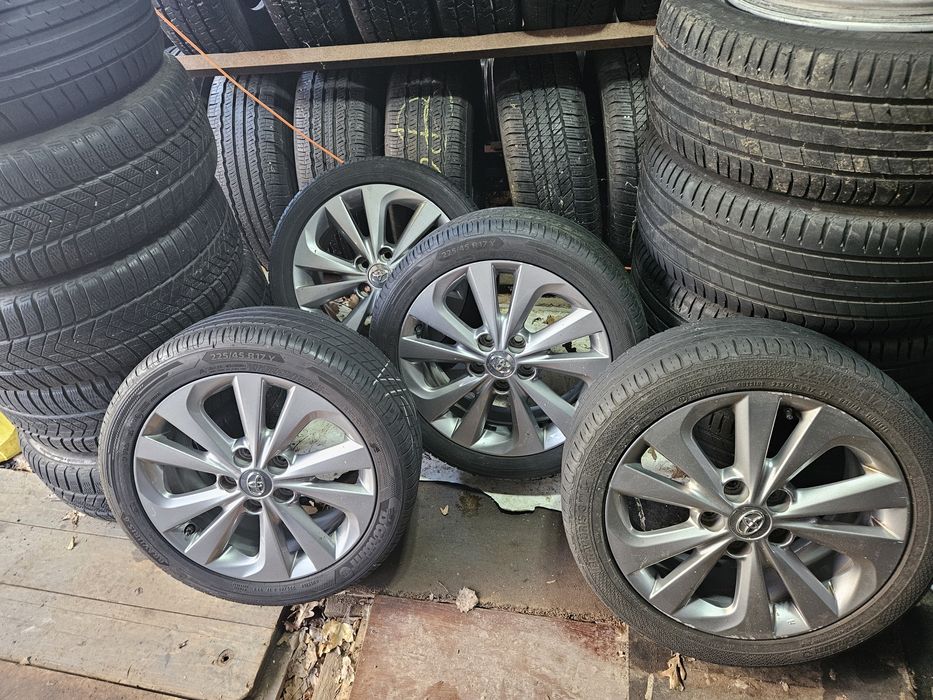 Продавам джанти зо Тойота 17 цола