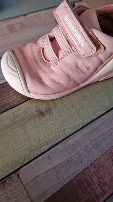 Обувки biomecanics