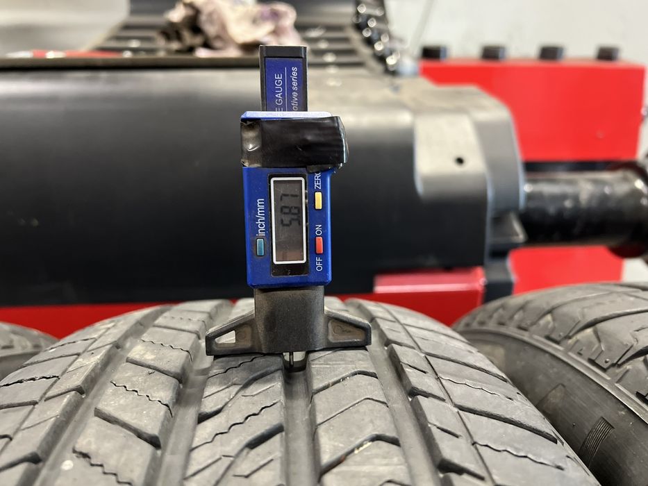 Всесезонни гуми 235/55 R20 Bridgestone