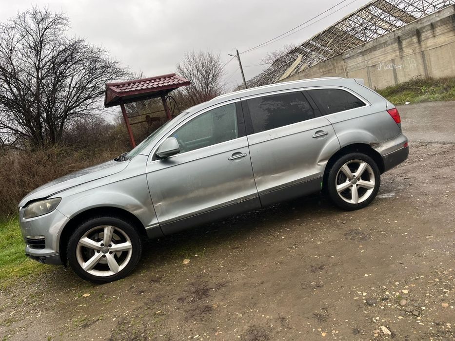 Dezmembrez audi q7 3.0d BUG