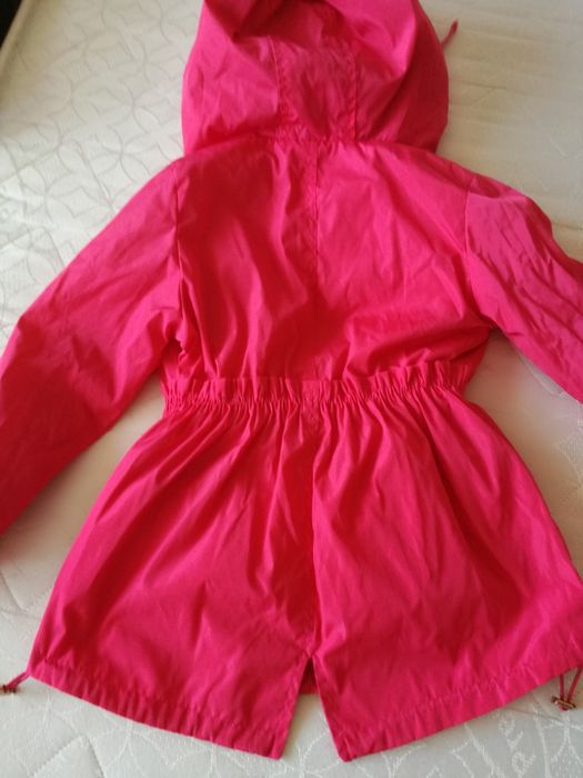 Geaca 3-5 ani ,impermeabila