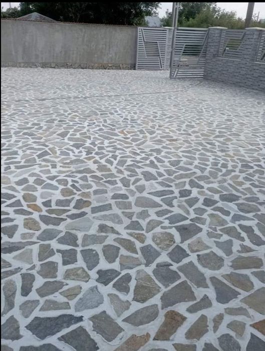 Vând și montez piatră