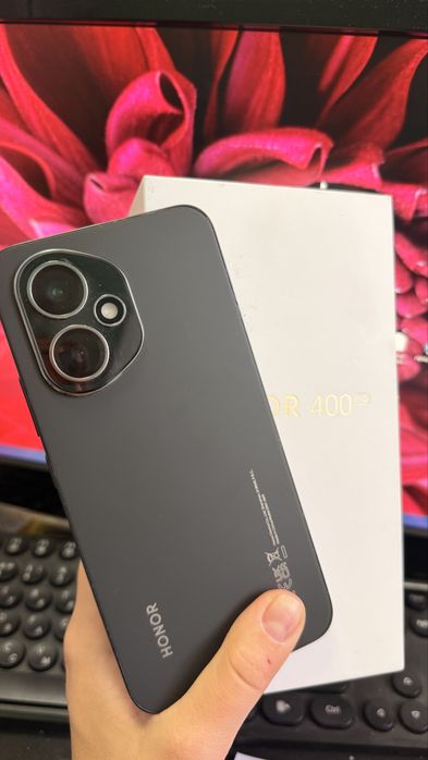 Продам Honor 400