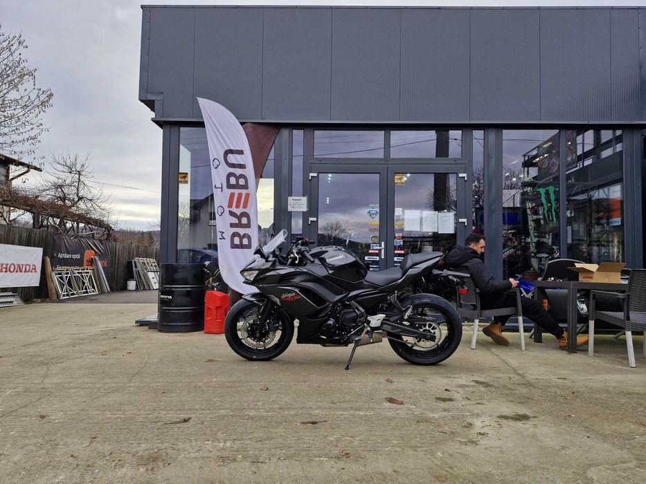 Kawasaki Ninja 650 nou -livrare prin EST BIKE Campina
