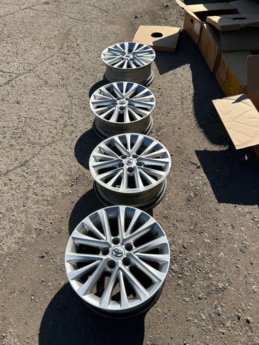 Диски 4шт оригинал от Камри 55