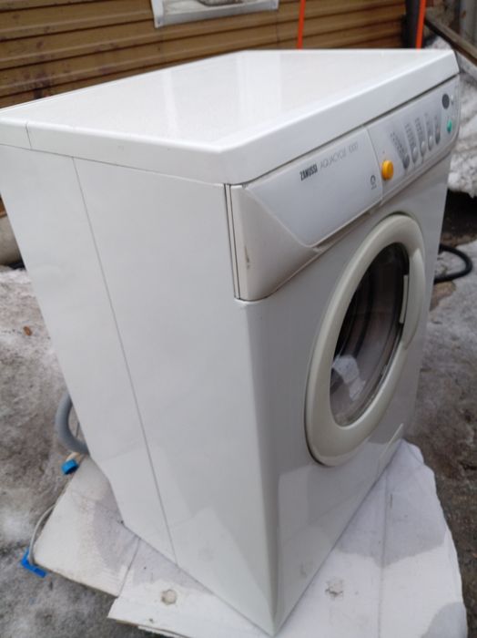 Продам стиральную машину