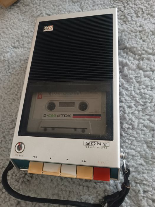 Casetofon portabil walkman sony tc-100A