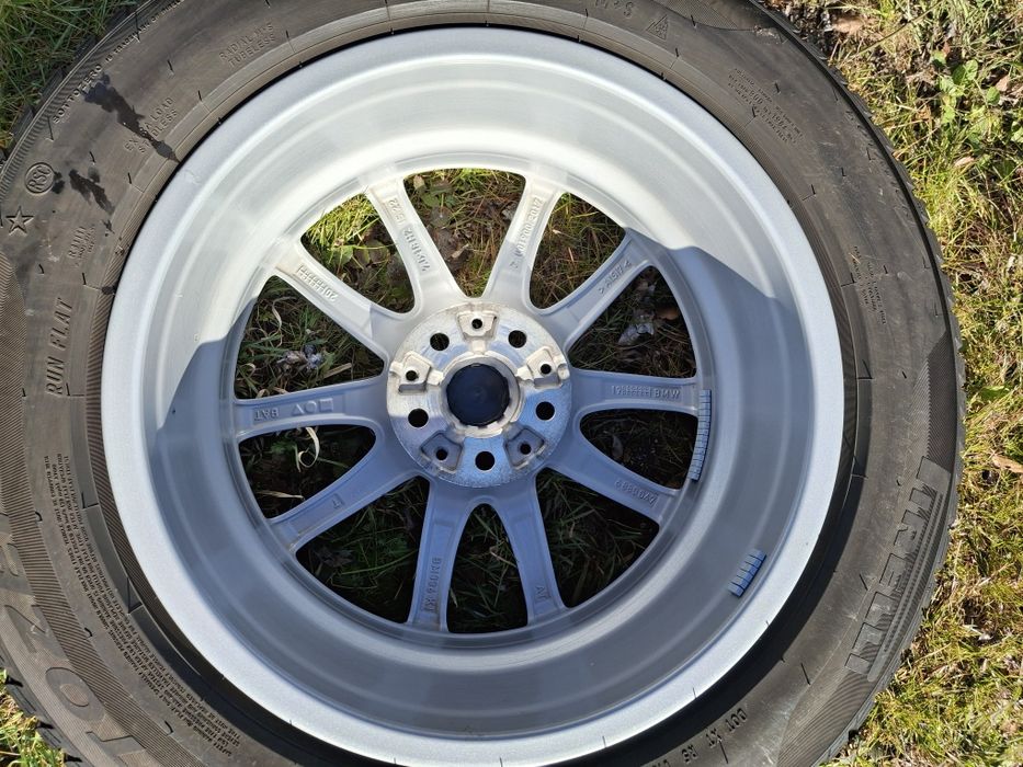 Vând jenti cu cauciucuri de BMW