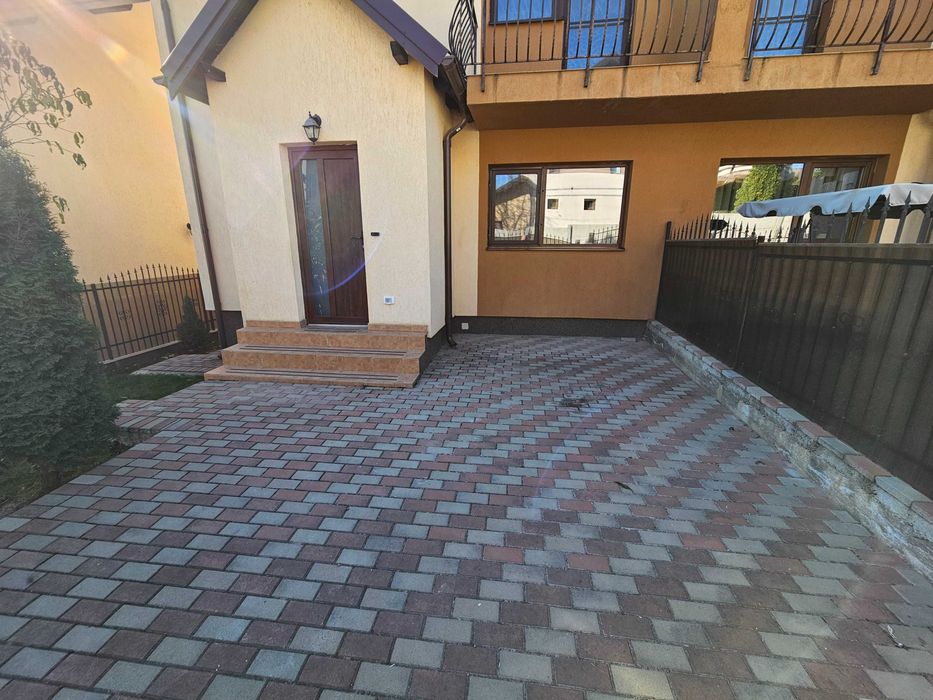 Inchiriez casa (apartament în duplex) în Valea Adâncă 86 mp