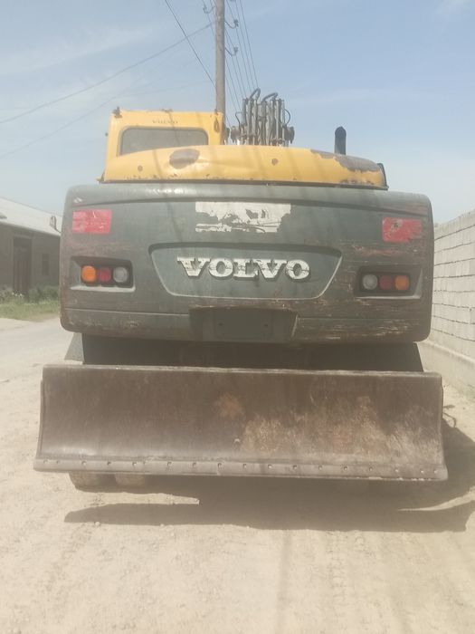Ekskvator Volvo 130