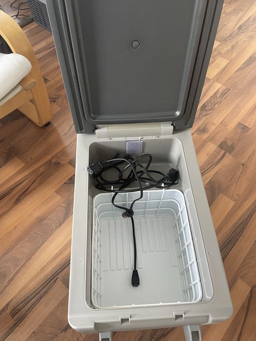 Компресорен хладилник Waeco хладилна чанта