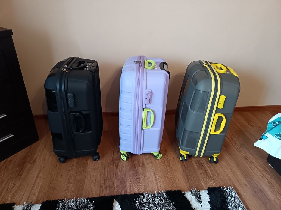 Troler, valiză, geantă voiaj