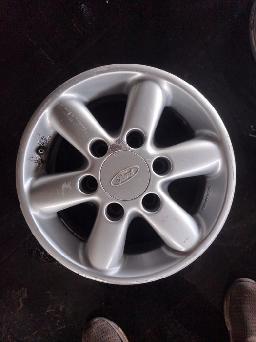 Диски 15 размера FORD maverick  Transit