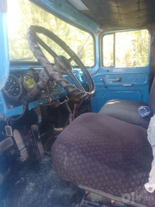 ZIL  MASKOVISKIY SOTLADI YILI 1991 Holati Zoʻr  Ishlab Turgan Moshina