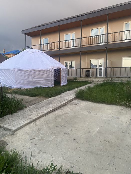 Обмен дома на квартиры