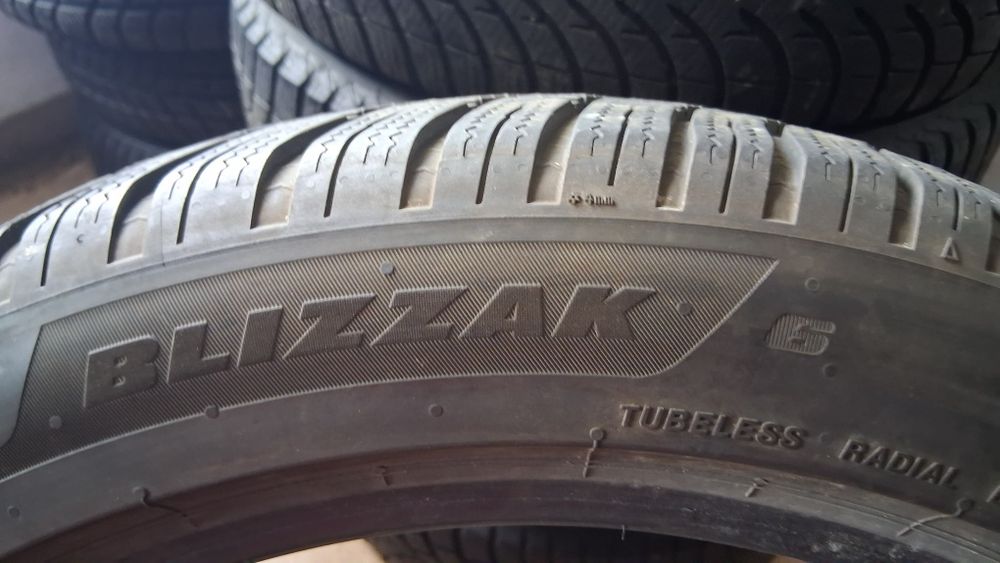 2-броя зимни гуми BRIDGESTONE 255/45/R19