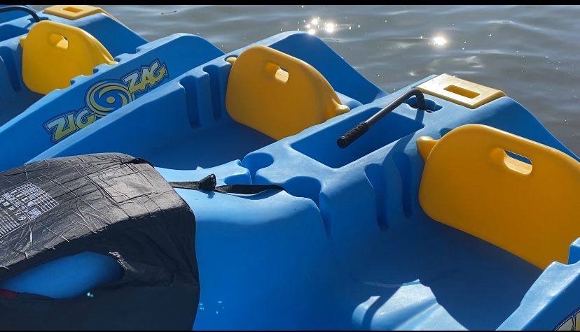 Продам прогулочный катамаран ZIG ZAG.