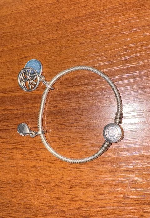 Pandora 100% original , б/у