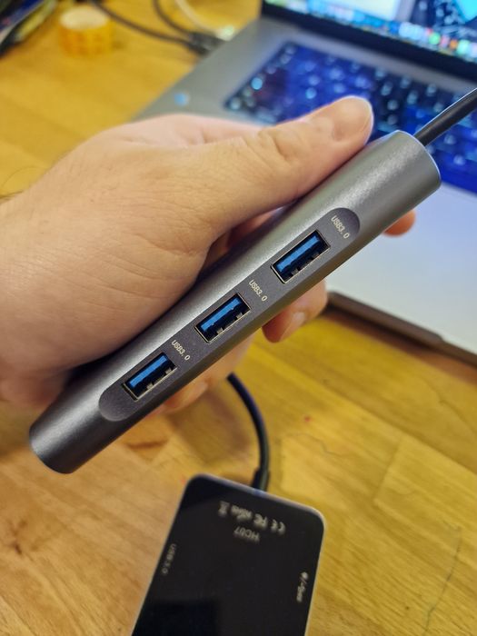 Hub adaptor Motrix® USB Type-C la 3xUSB3.0, 1xVGA, 1xGigabit Ethernet