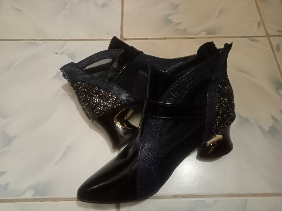 Ghetute de vara cu plasa, de ocazie - deosebite, 36,5 - 37 - 24,5 cm talpic