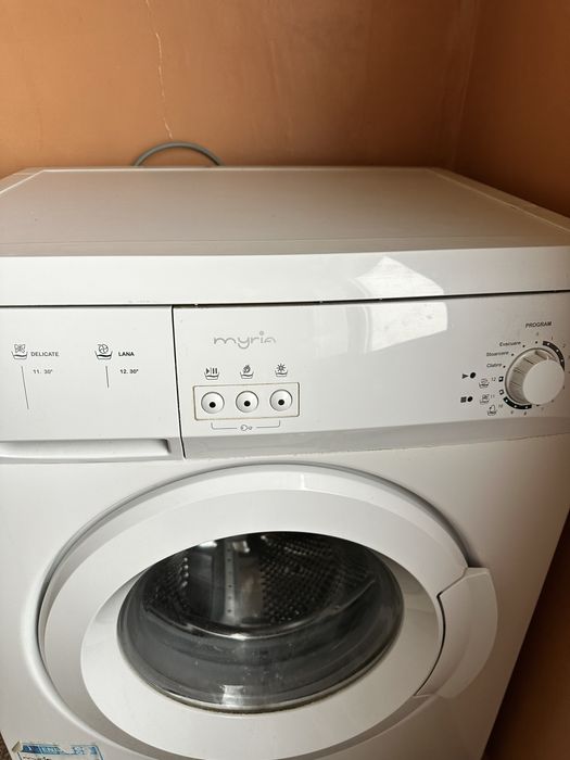 Masina automata de spalat rufe Myria