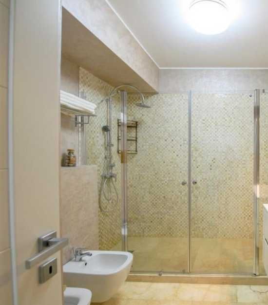 Дава се под наем Двустаен апартамент в Пловдив, Център - 58 кв.м за 367.2 € - Снимка #1