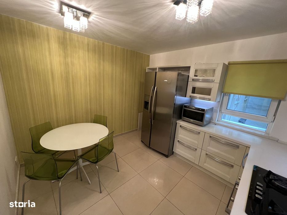 Apartament Lux 4 camere metrou loc parcare