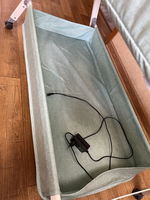 Кровать-манеж детская