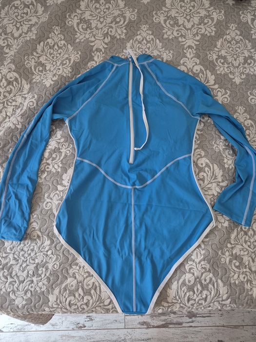 Costum de baie surfing fără etichetă Măsura L