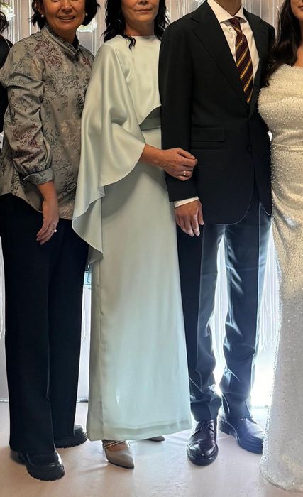 Вечернее шикарное платье MALLI