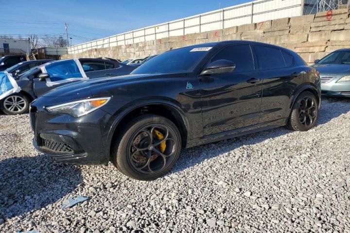 Dezmembrez Alfa Romeo Stelvio 949