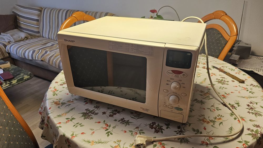 Микровълнова фурна Sharp Double Grill