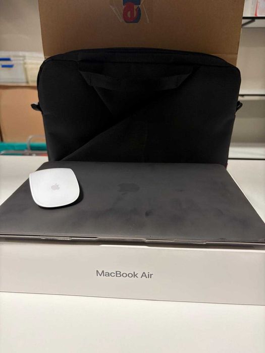 Laptop Apple MacBook Air13 2019  Impecabil     Full Box +