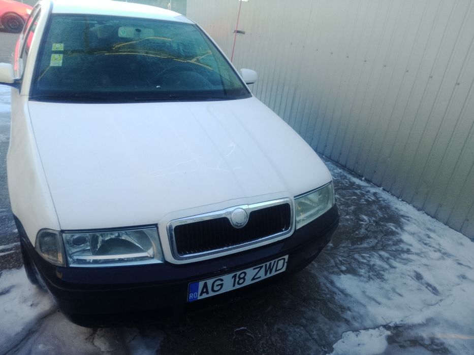 Vând Skoda Octavia 1