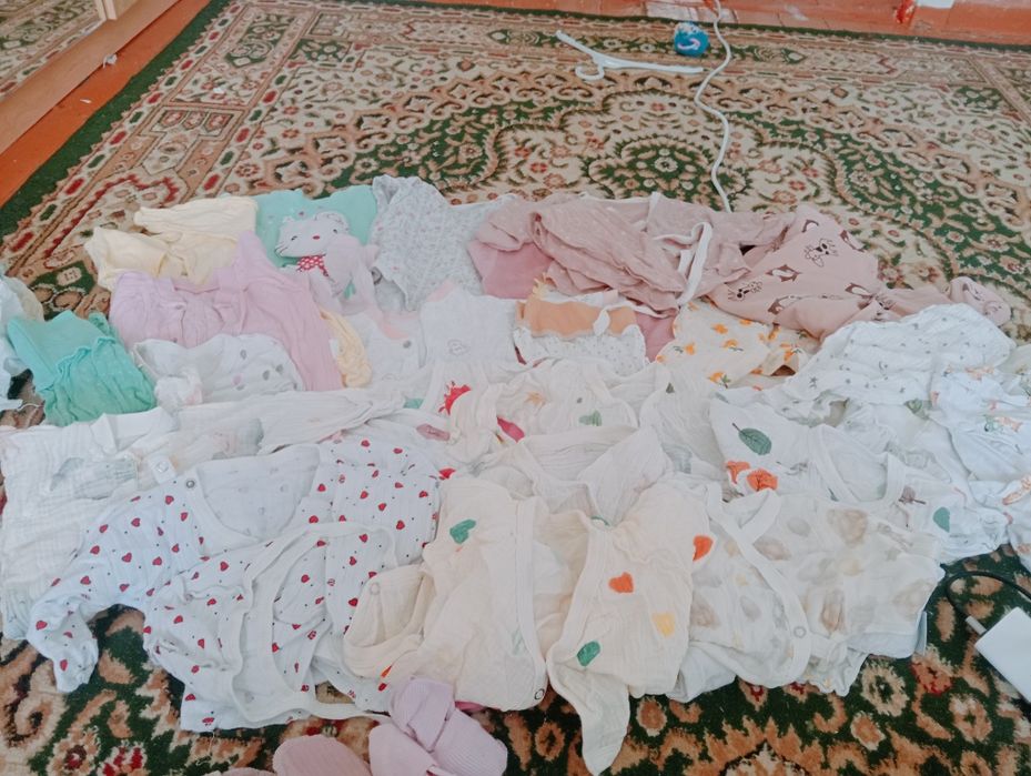 Новарождионный одежда