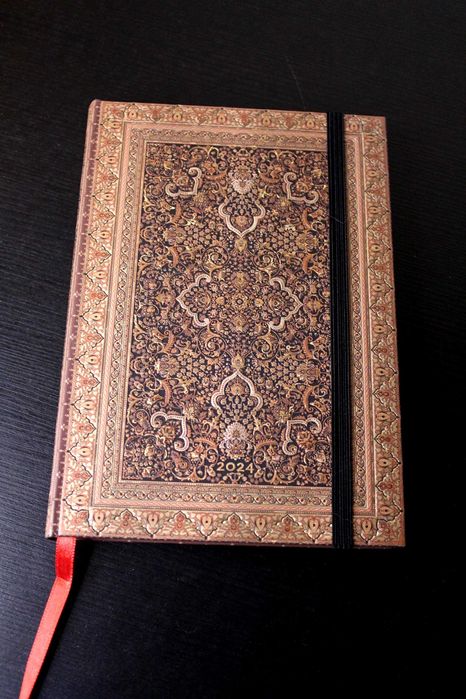 Немски тефтер планер 2024г Paperblanks