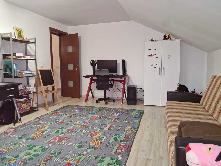 Vilă cu 4 dormitoare | Eficiență energetică | Langa Wet Republic | 5 km de Centru | Direct Proprietar