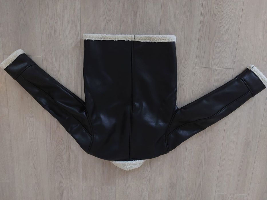 Кожено аке с плюшена подплата