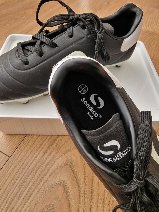 Детски бутонки Sondico