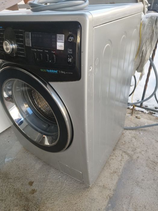 Продам стиральную машину автомат