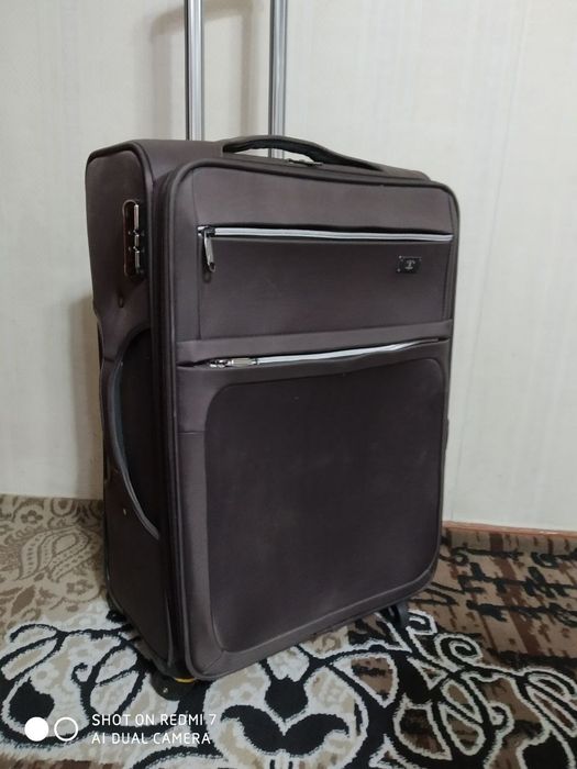 Чемодан большой матерчатый