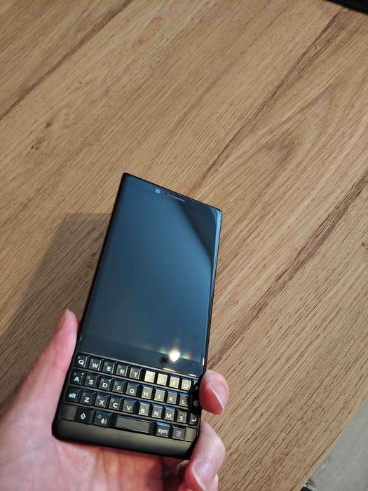Blackberry Key 2