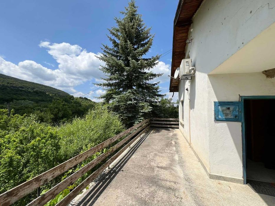 Продава се Къща в с. Комщица, Област София-област - 75 кв.м за 534 €/кв.м - Снимка #15