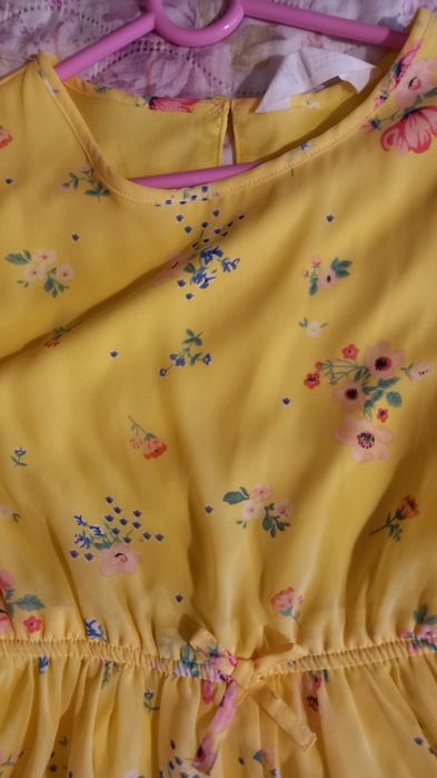 Страхотна рокля 134р-р