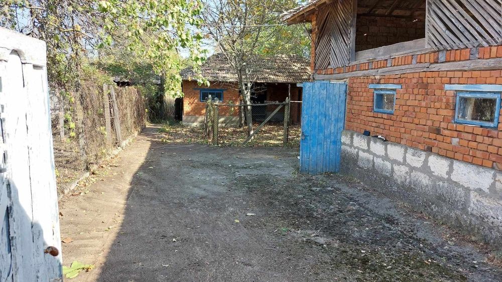 Продава се Къща в Русе, Родина 2 - 100 кв.м за 204 €/кв.м - Снимка #1