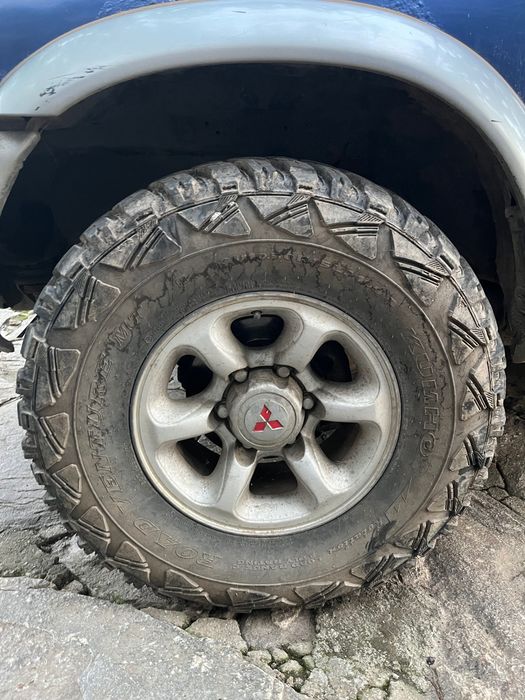 Продавам Nissan Navara 4x4 в добро техническо състояние