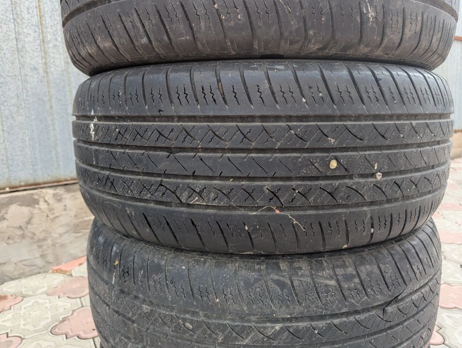 Летние шины 255/60/18