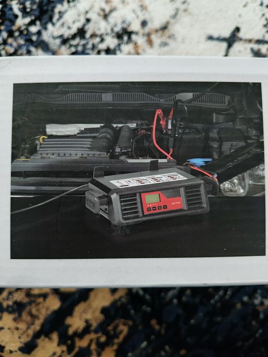 Redresor încărcător baterie auto cu pornire motor